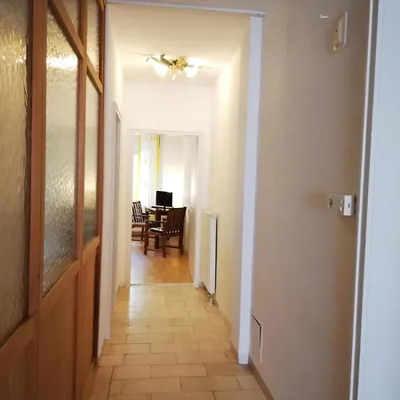In Ruhbank Mit Garten Und Terrasse Apartment *